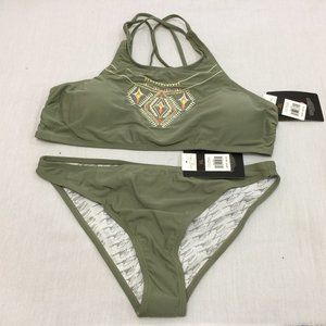 ❄️ NWT MARILYN MONROE WOMENS EMBROIDERED 2 PIECE SWIMSUIT SIZE XL ❄️
